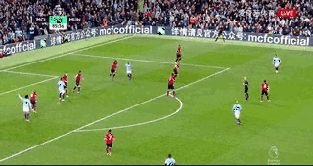 英超：利物浦客场3-2击败伯恩茅斯（英超：利物浦客场3比2力克伯恩茅斯）