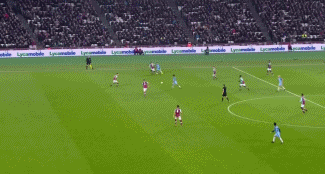 又是逆转！巴萨主场战胜马竞！目前领先四分稳居榜首～（巴萨再度逆转，主场击败马竞！领先4分稳居榜首）