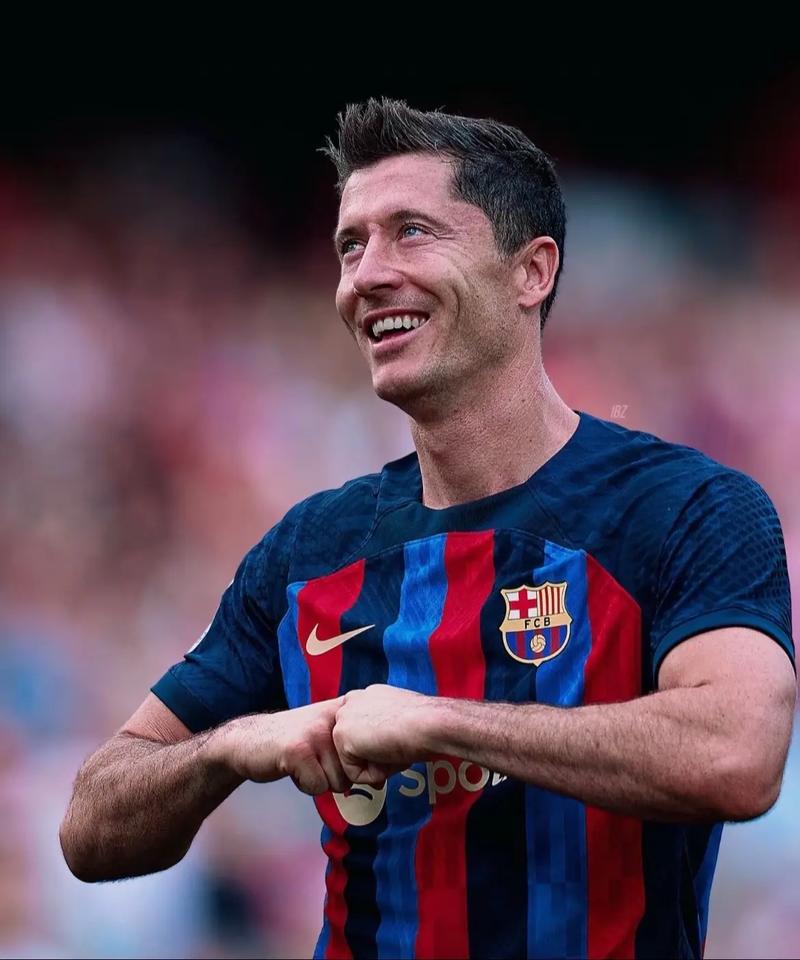 米利唐：对自己在右后卫的发挥很满意；巴西队防守有明显进步（米利唐：右后卫发挥让我满意，巴西防守明显提升）