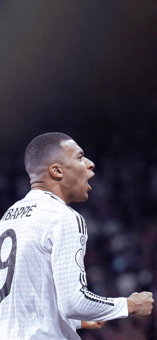 加图索：哈兰德在上半场几乎碰不到球；我们会承担责任（加图索：哈兰德上半场几乎未触球；责任由我们承担）